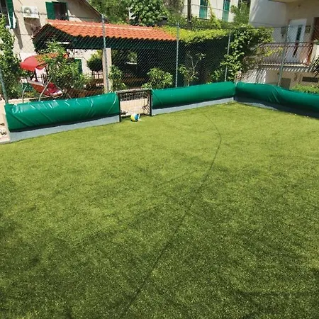 Jacuzzi And Grill Apartman *