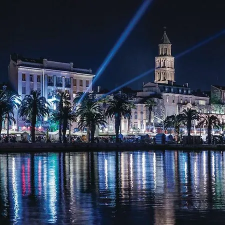 Jacuzzi And Grill * スプリト